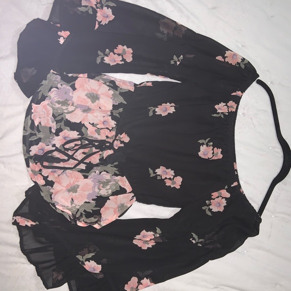 Dressy shirt! - Picture 3 of 3